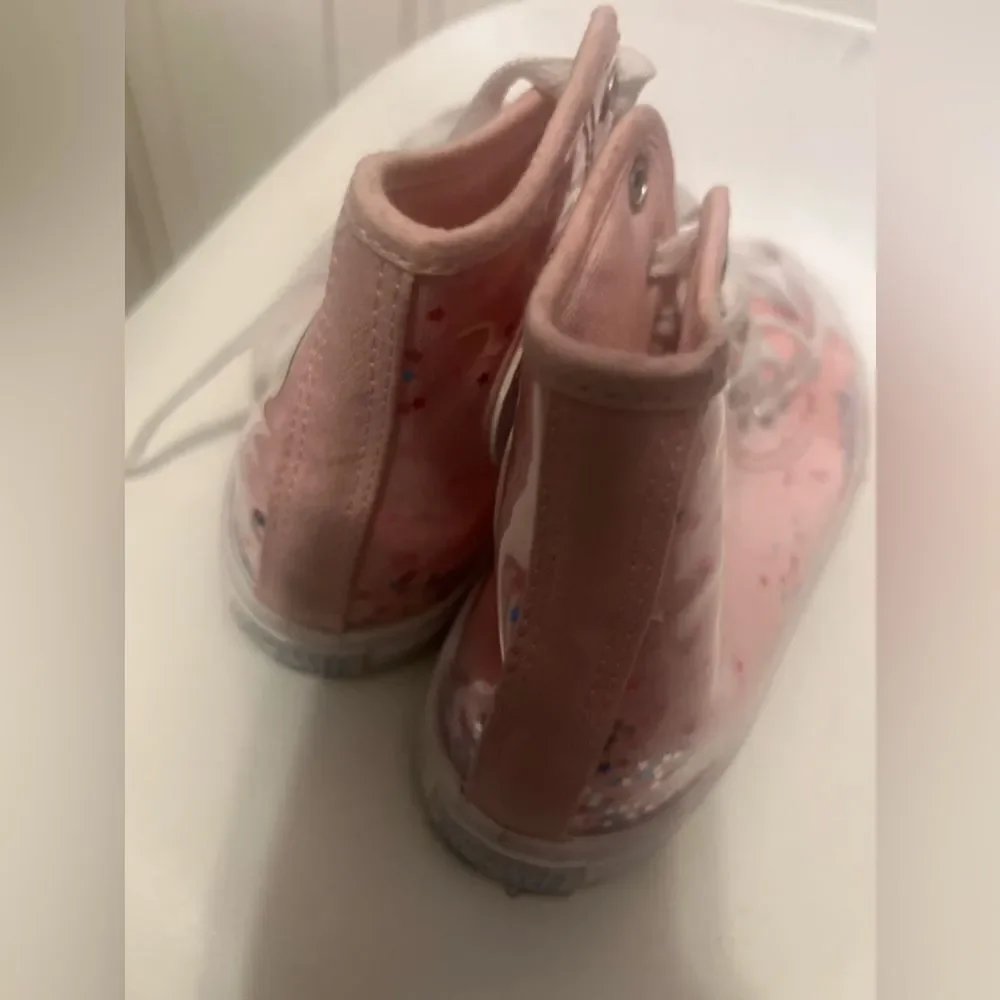 Chuck Taylor Girl’s All Star Confetti High Top Casual Sneakers Sz 2